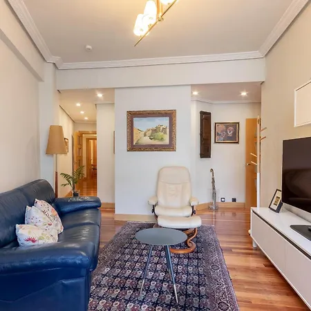 San Mames - Free Parking شقة *